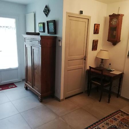 Appartement De Plain Pied Dans La Verdure Yerres المظهر الخارجي الصورة