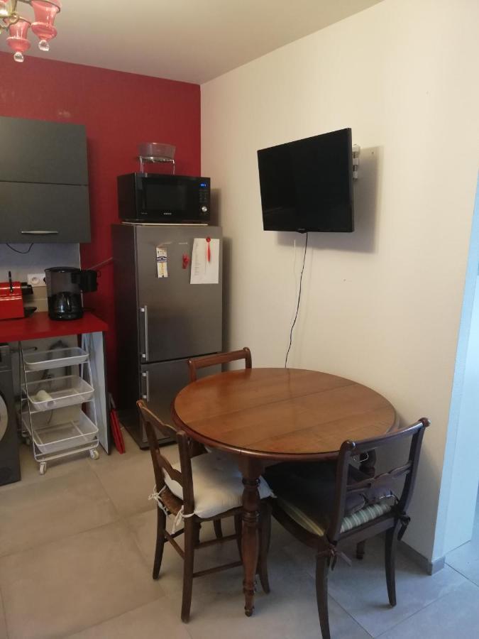 Appartement De Plain Pied Dans La Verdure Yerres المظهر الخارجي الصورة