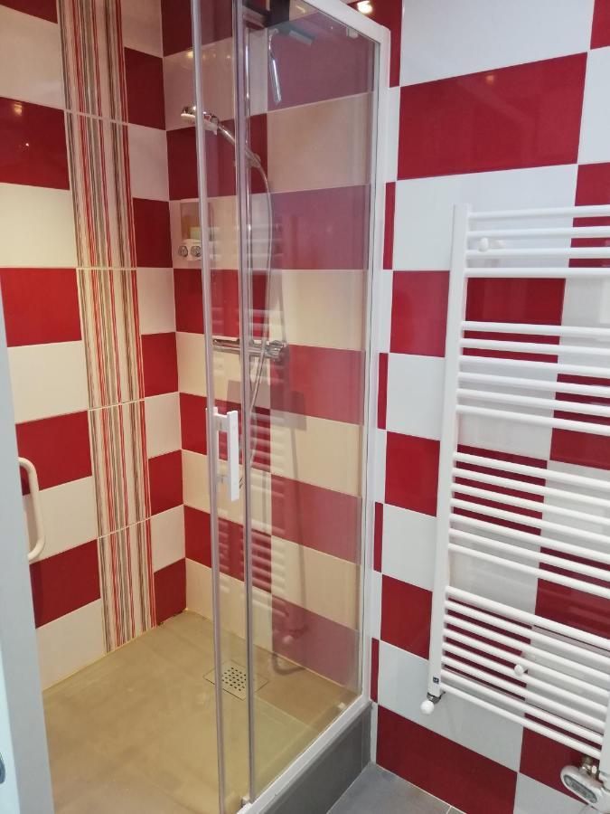 Appartement De Plain Pied Dans La Verdure Yerres المظهر الخارجي الصورة